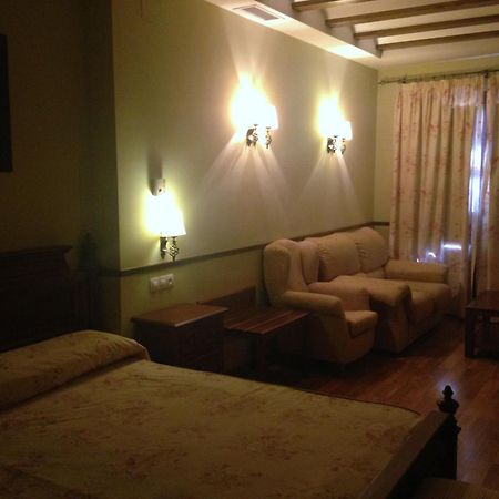 Hotel El Mano Huéscar Pokoj fotografie